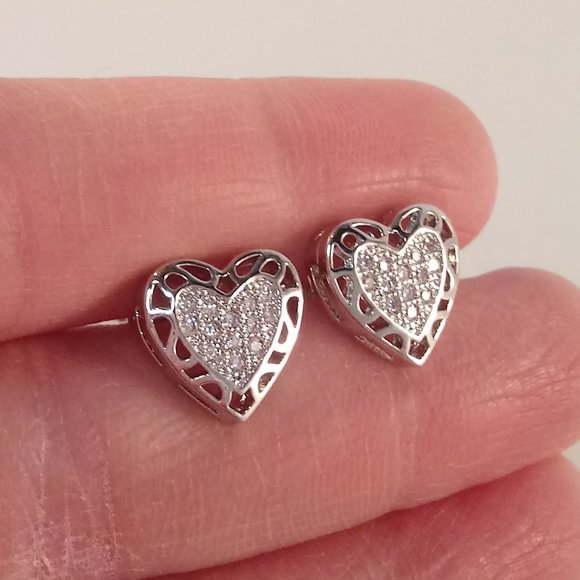 18K White Gold Filled Heart Shape Diamond Topaz Zircon Stud Earrings - Picture 2 of 6